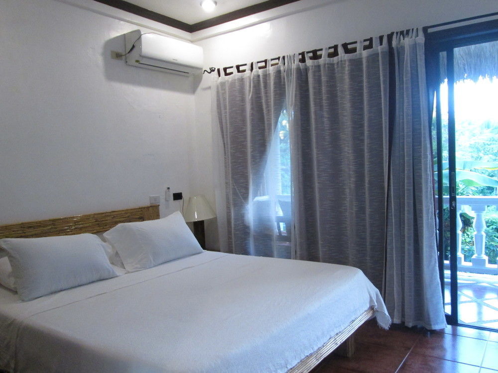 Lanterna Boracay Hotel