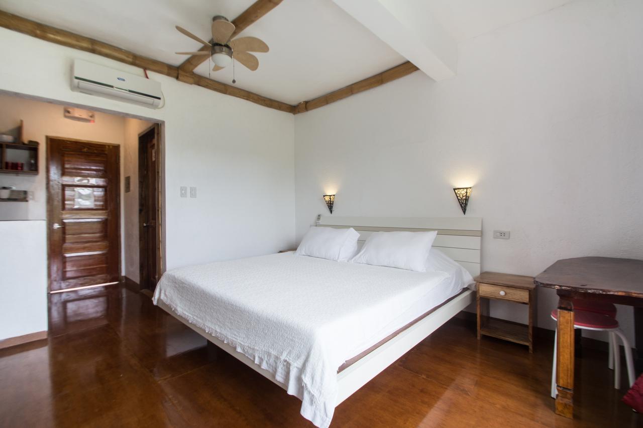 Hotel Lanterna Boracay